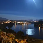 Casa De Mellares *